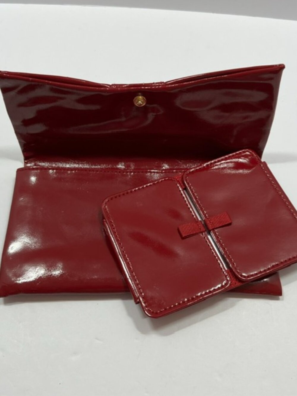 Estee Lauder Glossy Red Clutch with Mirror insert Patten-leather look Y2K Glam - Picture 7 of 9